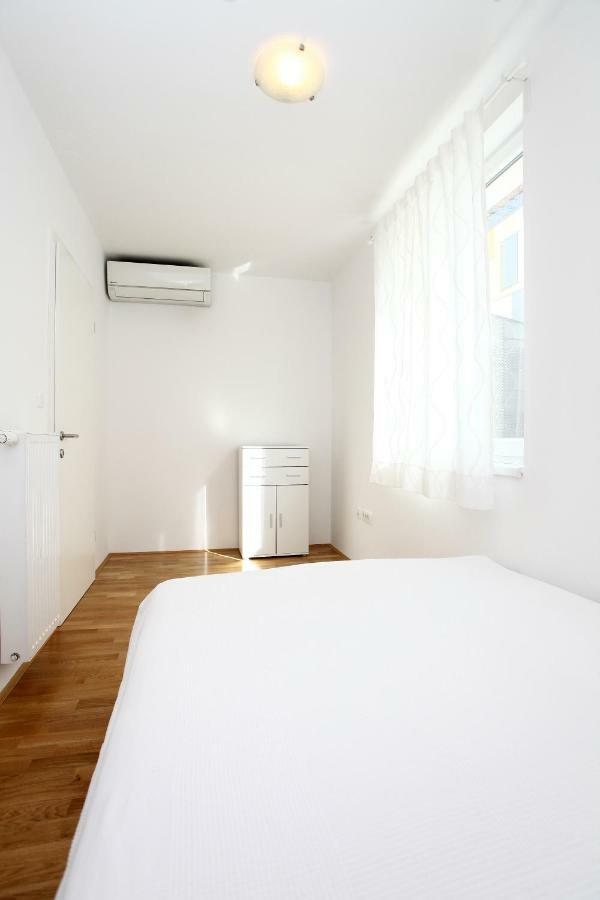 איזולה Residence Jagodje מראה חיצוני תמונה